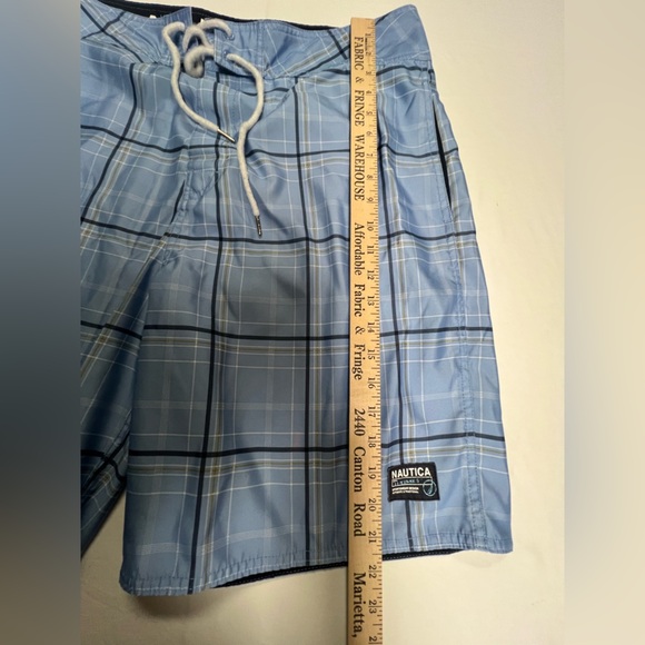 NAUTICA MENS BLUE PLAID SIZE 38 WAIST BERMUDA SHORTS   LIKE NEW - Picture 7 of 13